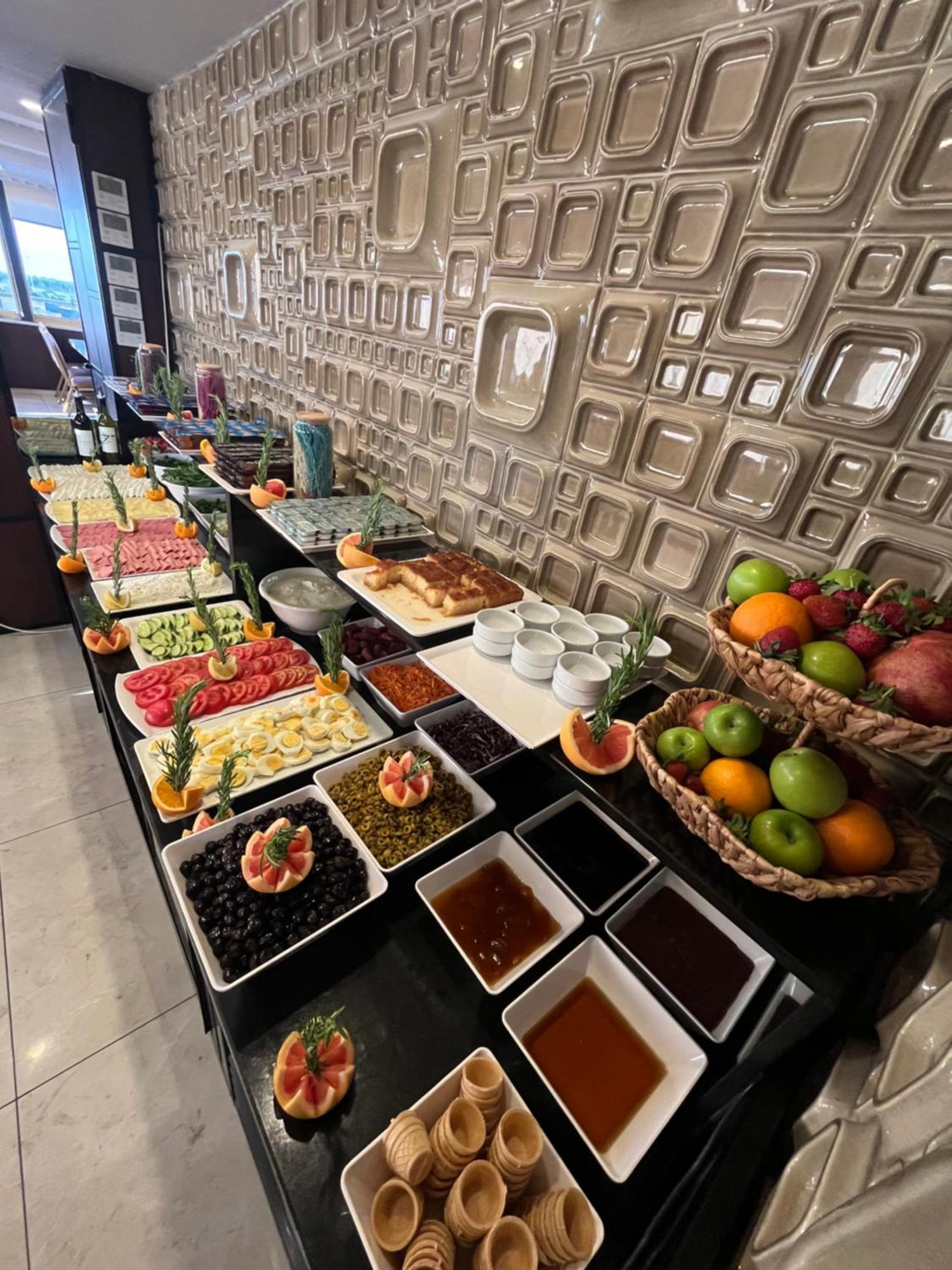 Fuar Hotel Istanbul Eksteriør billede